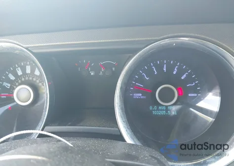 2014 Ford Mustang V6 z USA, uszkodzony, nr VIN 1ZVBP8EMXE5314230